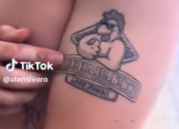 Hombre se tatúa logo de tienda para tener alimentos gratis, pero el final de la historia es tristísimo