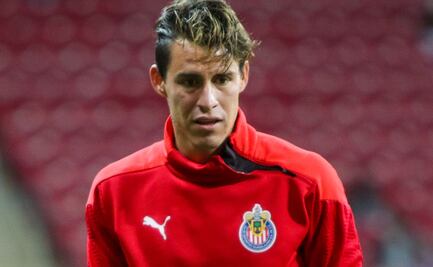 "Chicote" Calderón encara a aficionados de Chivas tras derrota contra León