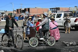 Gobierno de Bolivia dice que el expresidente Evo Morales deberá enfrentarse a "la ley"; lo culpa de las protestas
