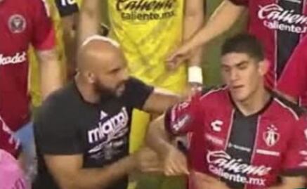 Guardaespaldas de Lionel Messi agrede a futbolista del Atlas; así el tenso momento en plena cancha