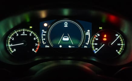 Qué significa el testigo del reloj en el tablero del auto