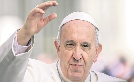 Papa Francisco expulsa a dos ex obispos chilenos del sacerdocio