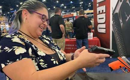 “Debemos comprar más fusiles”: así fue la reunión de los entusiastas a las armas 4 días después de la matanza en Texas