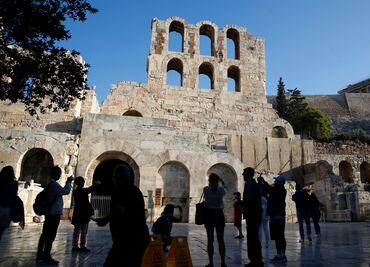 Por miedo a privatización cierran la Acrópolis