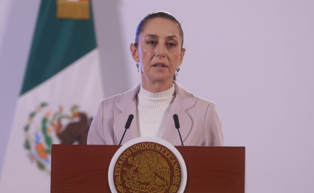 Sheinbaum Pardo aseguró que la economía de México está “fuerte” y “bien”, además que el expresidente Andrés Manuel López Obrador dejó recursos suficientes para el cierre de año. Foto: Gabriel Pano / EL UNIVERSAL