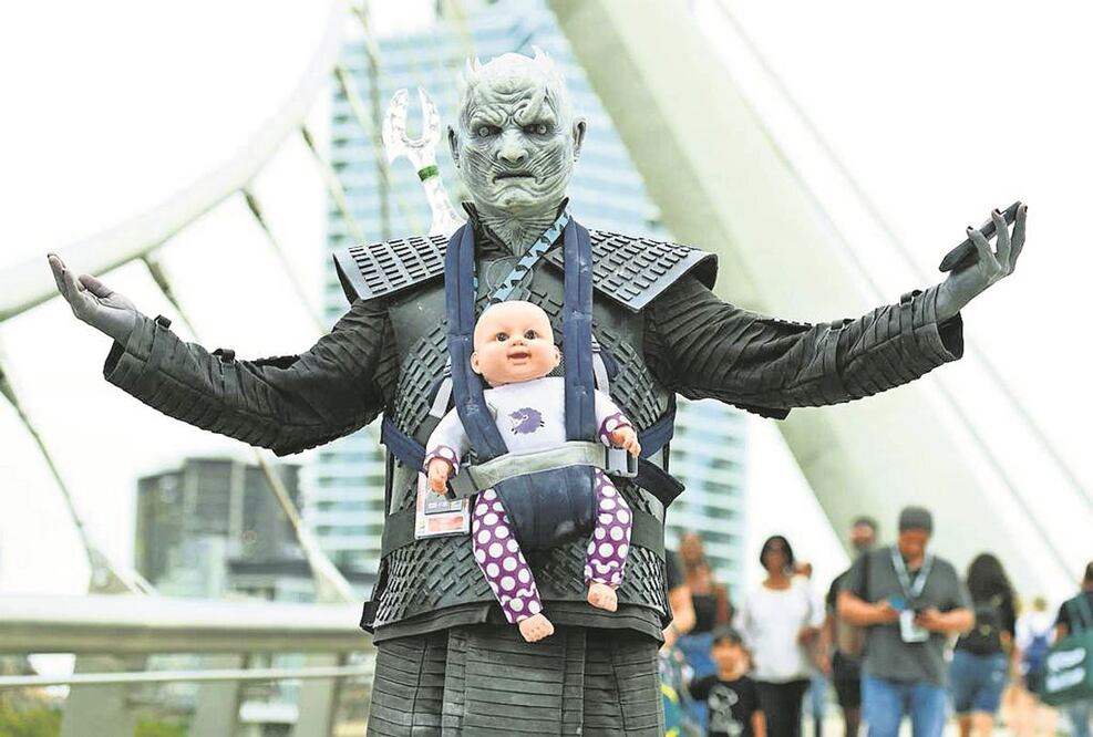 El encuentro se da en el marco de la Comic-Con, en San Diego. FOTOS: AP Y FACEBOOK 