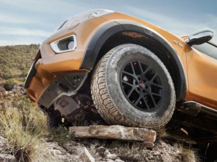 Nissan NP300 Frontier Off-Roader AT32 lista para cualquier terreno