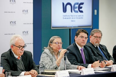 Deplora INEE actos vejatorios y violentos contra maestros