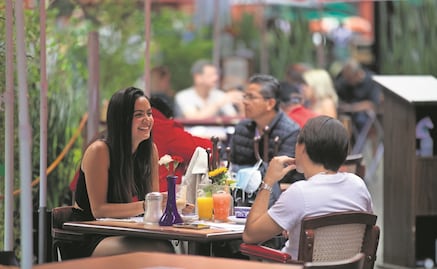 Con el verde, regresa vida nocturna a la CDMX; reabren bares y antros