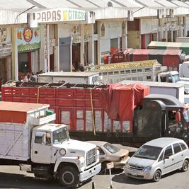 Negocio de mil 800 mdp enfrenta a empresas afines a Mancera y Ebrard