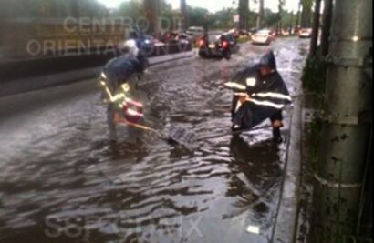 Reportan encharcamientos por lluvias en 12 delegaciones