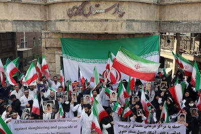 Presidente de Irán se disculpa por atacar a sus vecinos;  misiles y drones golpean ciudades de la región