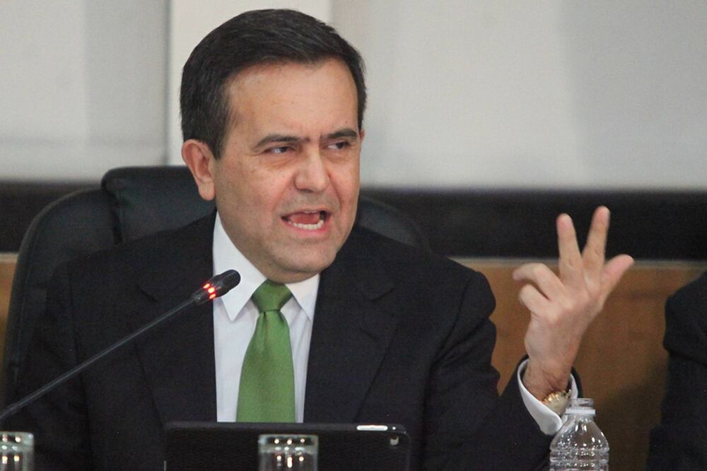 Ildefonso Guajardo durante su comparecencia (LUCIA GODÍNEZ. EL UNIVERSAL)