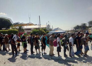 Avanza cuarta caravana hacia el municipio de Mapastepec, Chiapas