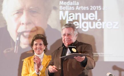 Manuel Felguérez recibe Medalla Bellas Artes