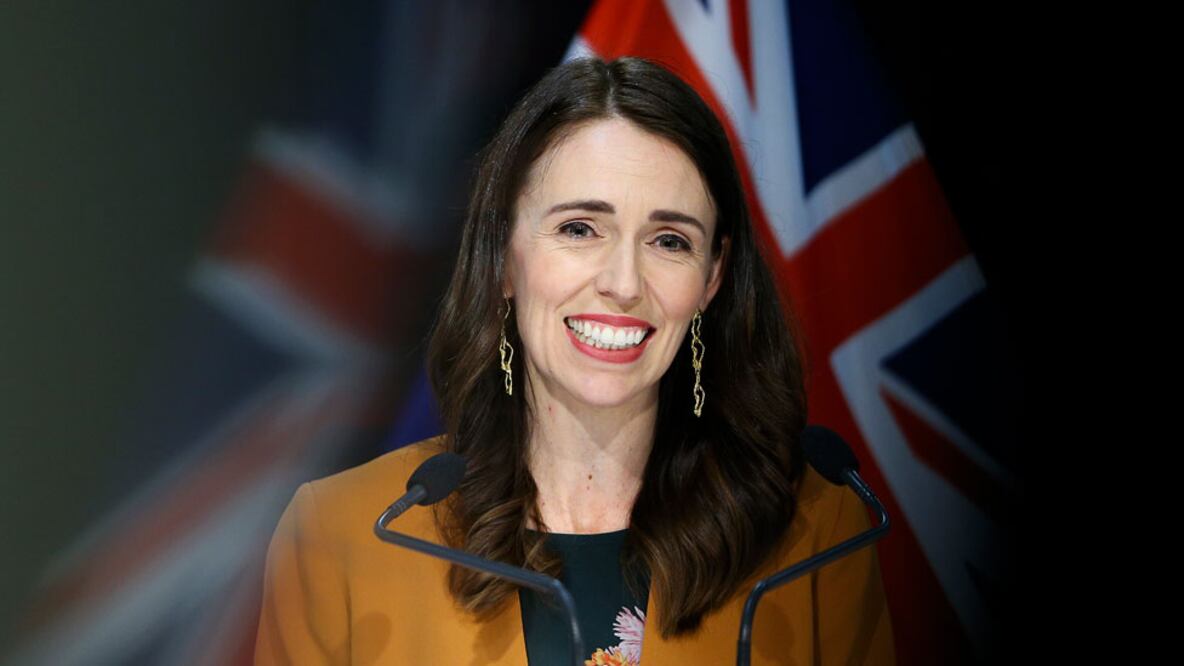 Jacinda Ardern es admirada por su estilo de liderazgo compasivo pero firme (Foto: Getty Images)