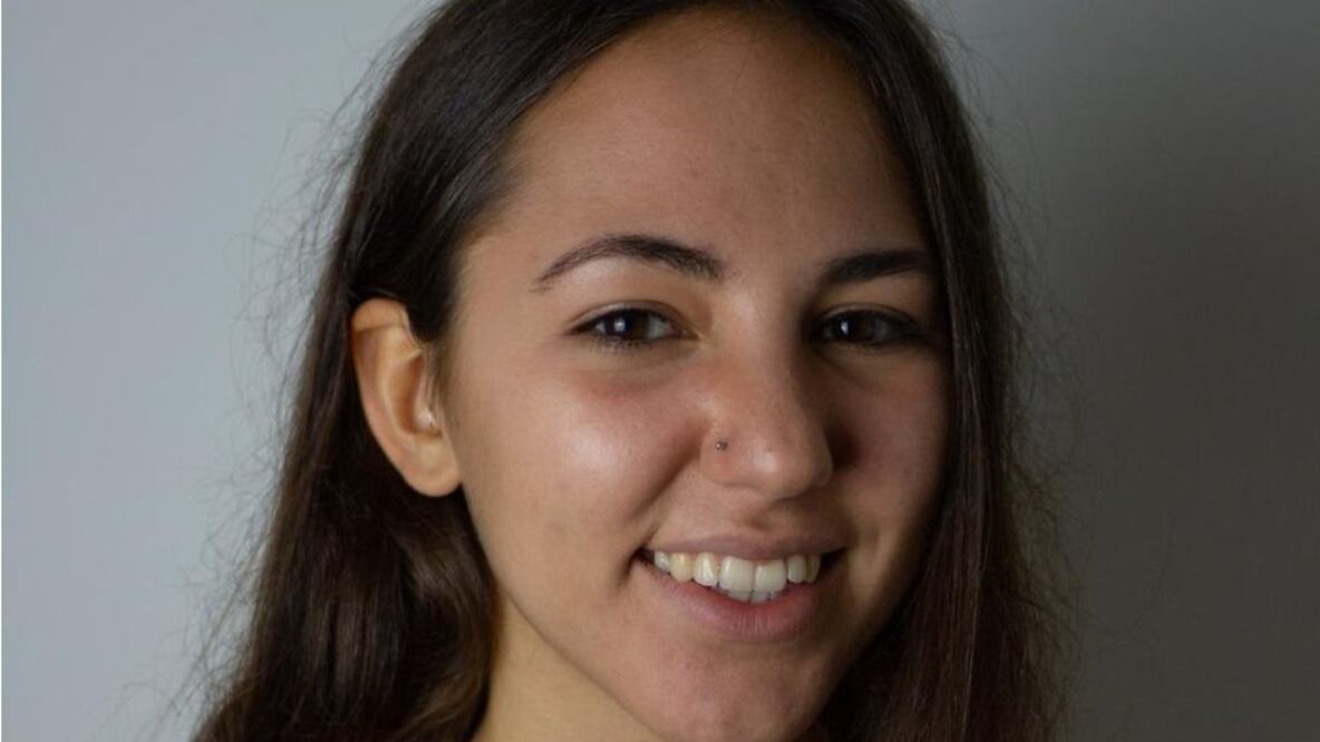 Gabriella dice que su alimento favorito es la fruta, con excepción de las fresas. Foto: Cortesía 