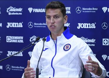 Igor Lichnovsky podría jugar ante Chivas