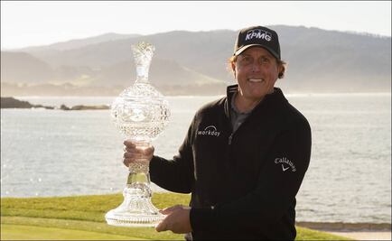 Phil Mickelson añade otro trofeo a su carrera