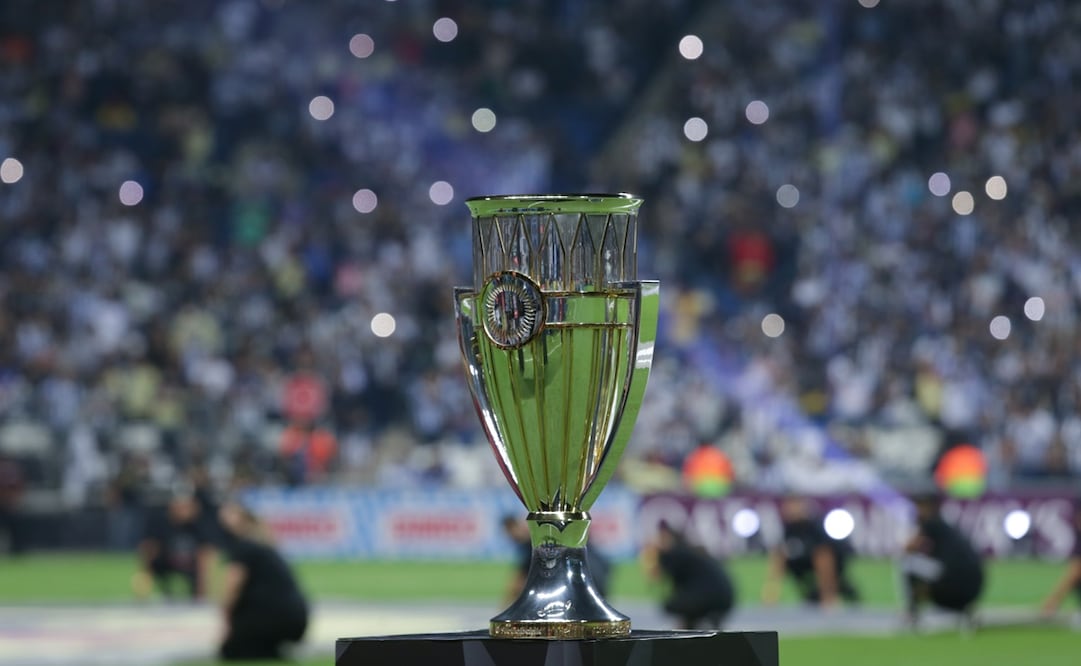 El trofeo de la Liga de Campeones en el Estadio BBVA Bancomer / Foto: Imago7