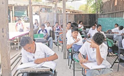 Gastaron 81 mil mdp en reforma educativa; ven "dinero a la basura"