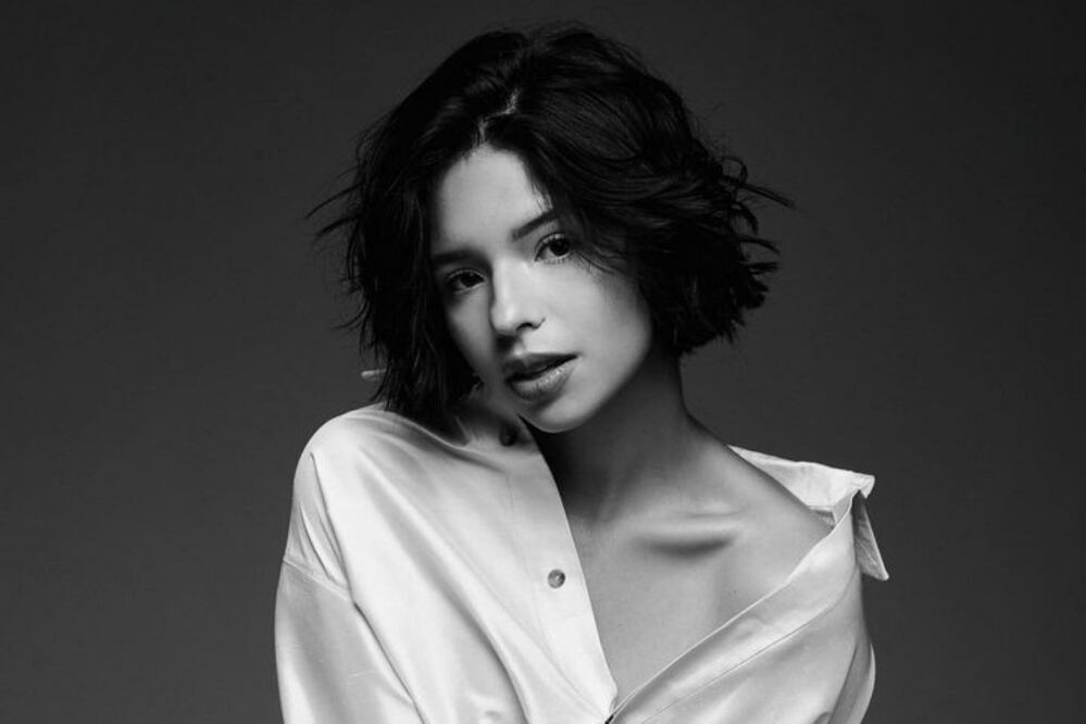 Ángela Aguilar conquistó Cuba con su atuendo de espalda abierta. Foto: Instagram @angela_aguilar_