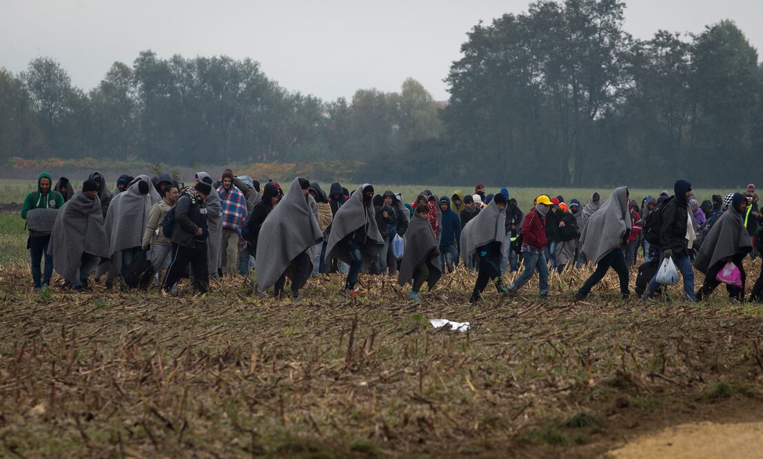 Unos 7 mil refugiados entraron a Eslovenia para continuar su camino hacia Europa Occidental (AP)
