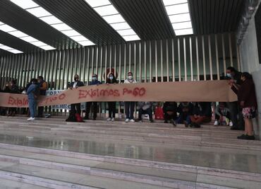 Paralizan burócratas Tribunal de Justicia de la CDMX por falta de pago de aguinaldo