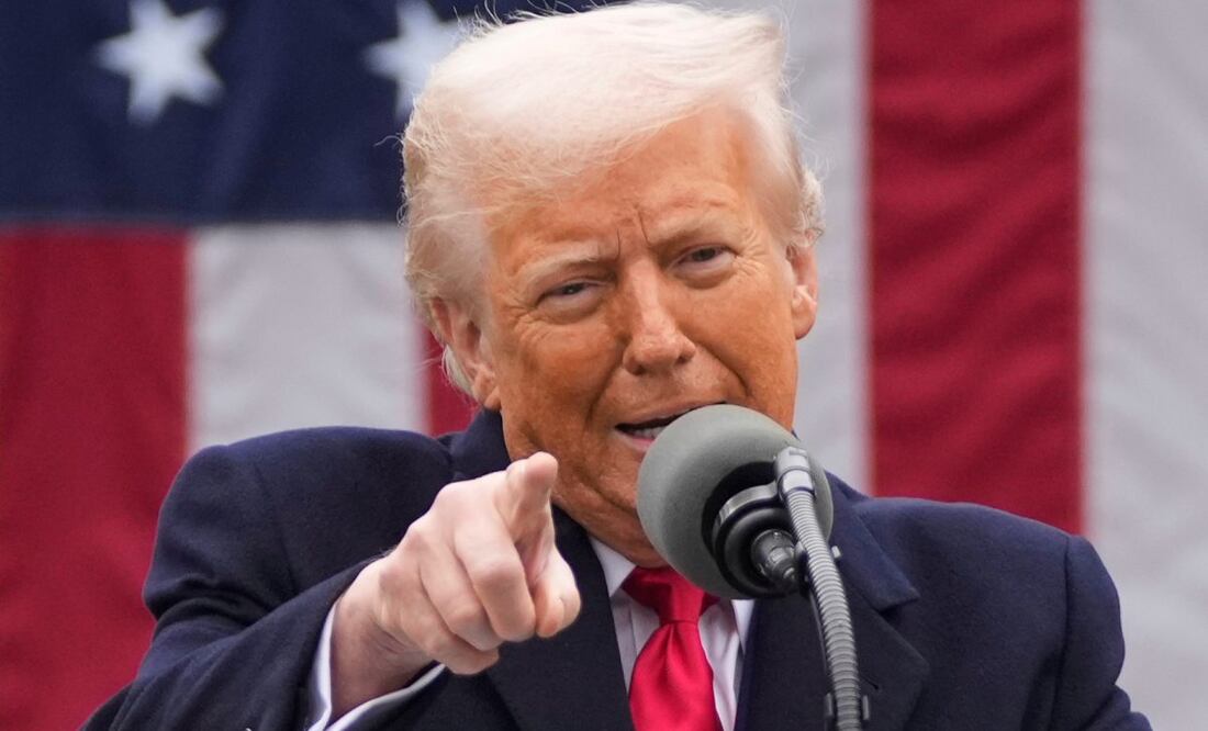 El presidente de Estados Unidos, Donald Trump, interviene en un acto para anunciar nuevos aranceles, en la Rosaleda de la Casa Blanca, en Washington, el 2 de abril de 2025. Foto: AP/Archivo