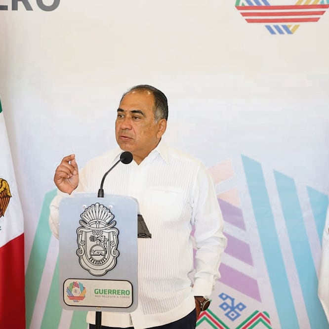 El gobernador Héctor Astudillo garantizó a los docentes que el aguinaldo les llegará en tiempo y forma, por lo que los invitó a esperar ese momento.
