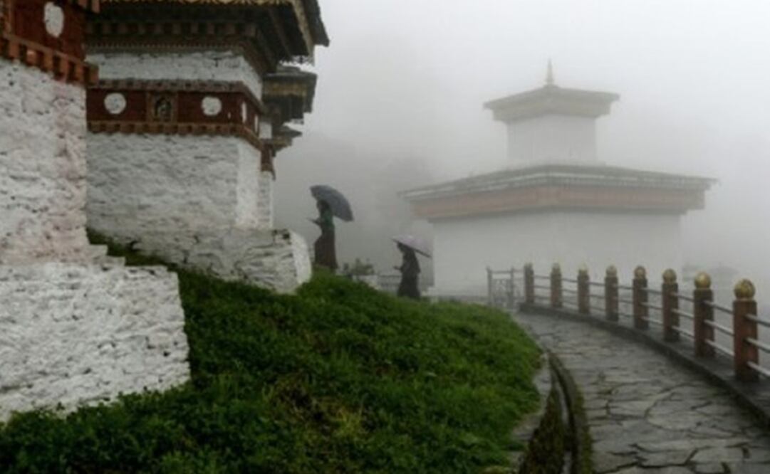 La Constitución estipula que al menos el 60% de la superficie de Bután tiene que estar ocupada por bosques. Foto: AFP