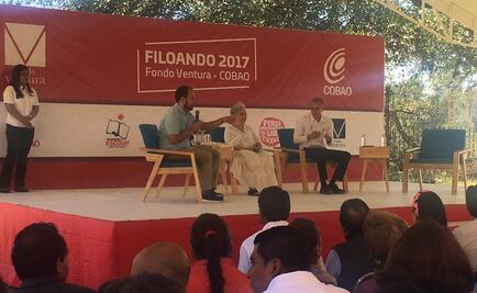 "Inmensas", no "mensas", dijo Poniatowska sobre juchitecas