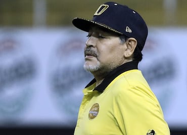 Maradona arremete contra River y Conmebol