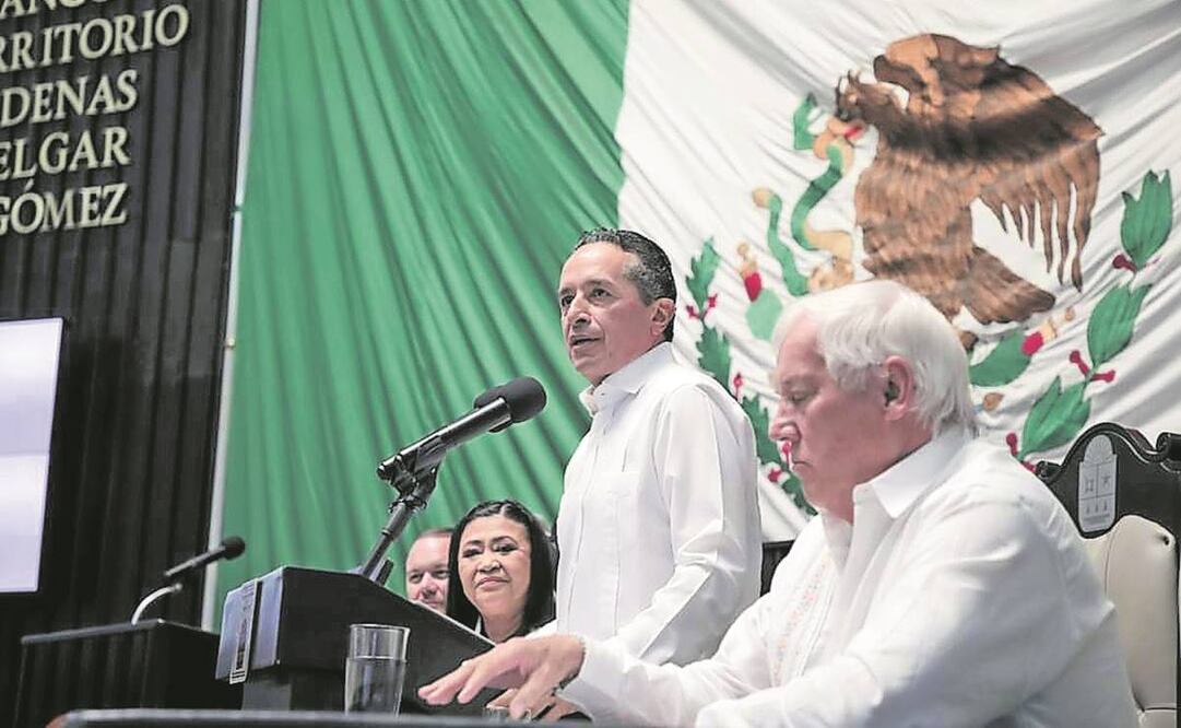El gobernador Carlos Joaquín rindió su Sexto Informe de Gobierno ante la 17 Legislatura. Foto: Especial