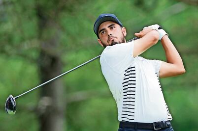 Abraham Ancer sufre caída libre