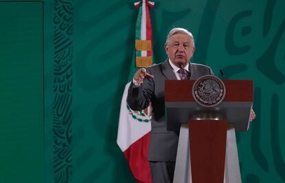 Ahora AMLO llama transa, manipulable e individualista a la clase media