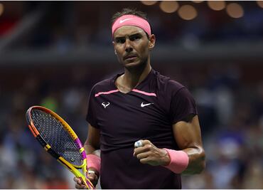Rafa Nadal se lesiona la nariz, pero avanza a la tercera ronda del US Open
