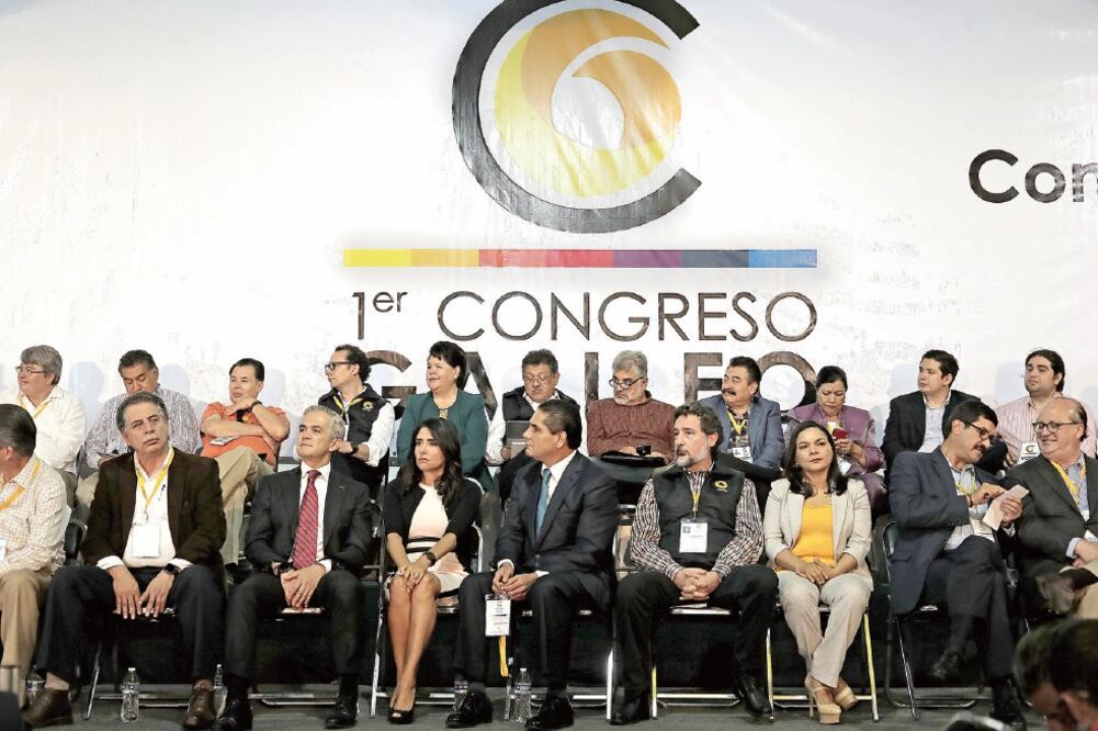 La corriente perredista Galileos organizó el panel de discusión que fue transmitido a través de televisión de paga. (ARCHIVO EL UNIVERSAL)