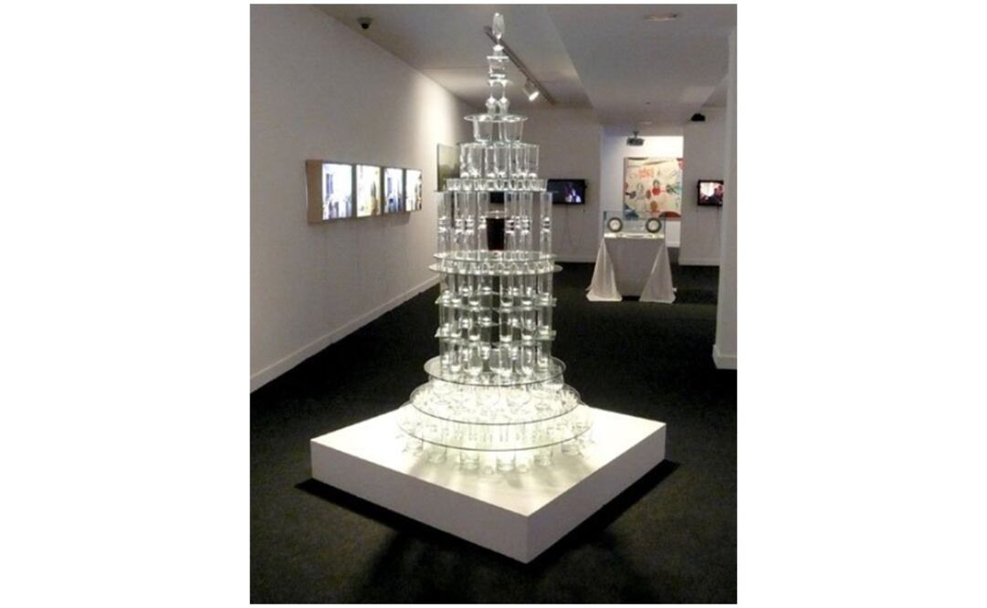 "La custodia del cubata" del colectivo The Richard Channing Foundation. Foto: tomada de la página de Twitter de la Unión de Artistas Visuales de Andalucía