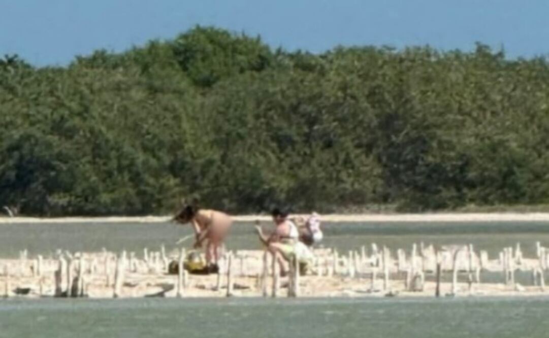 Turistas semidesnudos son captados en sesión fotográfica en la Reserva de la Biósfera de Yucatán (06/02/2025). Foto: Especial