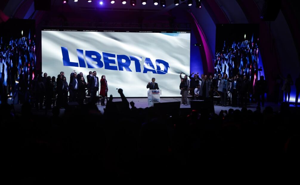 Mauricio Tabe hizo un llamado a "alzar la voz, luchar la libertad y la justicia en el país".
Foto: Carlos Mejía/ EL UNIVERSAL