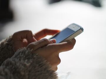 Desactiva esta función del celular para que no roben tus cuentas bancarias