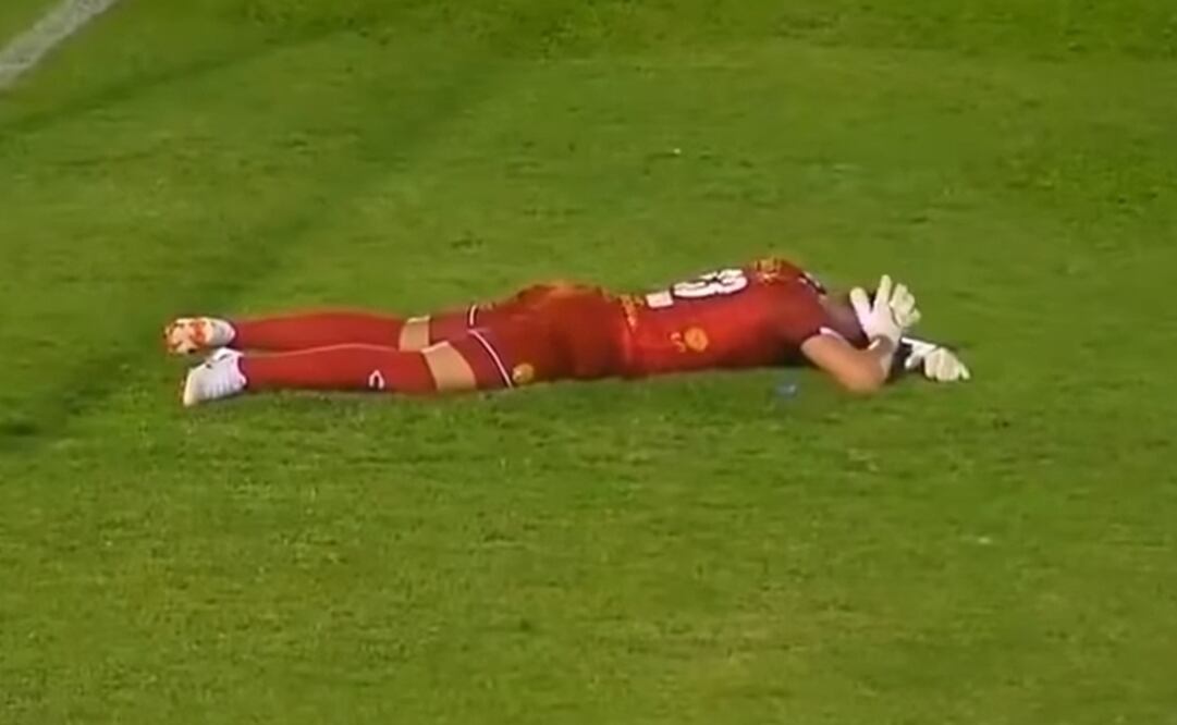 Gaspar Servio fue atendido por varios minutos. Foto: Especial