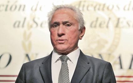 FSTSE sancionará a sindicalistas que intentaron aplicarse vacuna Covid sin que les tocara 