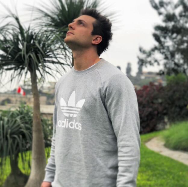 En esta foto, Nicola Porcella había llegado al límite de la depresión y la ansiedad, había pensado en que ya no valía la pena vivir. Foto: Instagram.