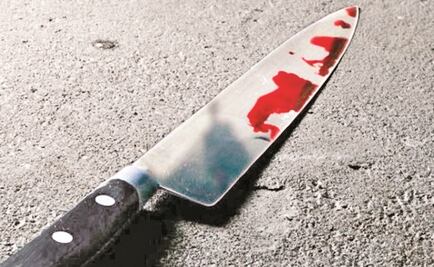 Pareja riñe y se enfrenta a cuchillazos frente a su hija en Sonora