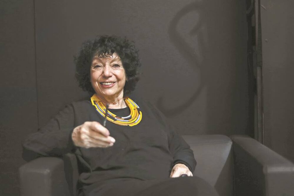 La argentina Luisa Valenzuela ganó el Premio Carlos Fuentes