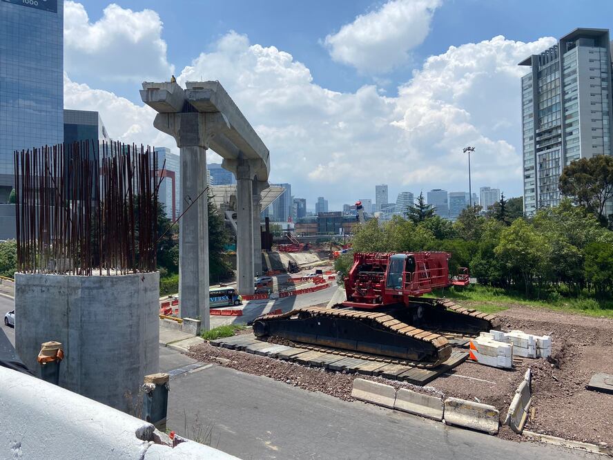 Los trabajos continúan a marchas forzadas en la estación Santa Fe del Tren Interurbano "El Insurgente". Será inaugurado este sábado 31 de agosto. (Foto: Carlos Mejía/ EL UNIVERSAL)