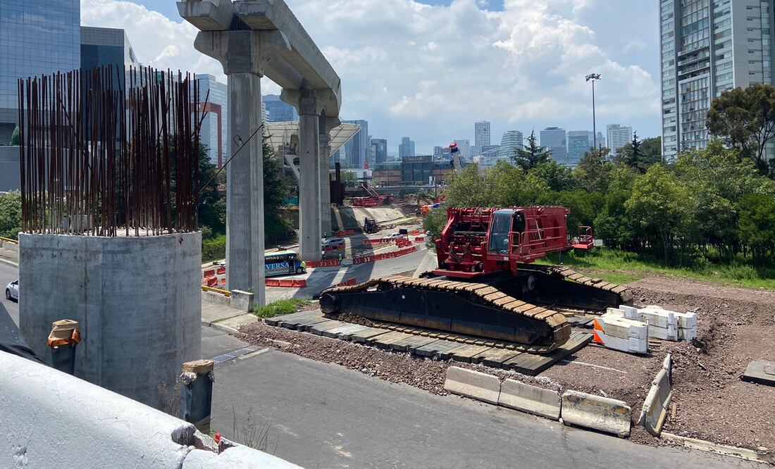 Los trabajos continúan a marchas forzadas en la estación Santa Fe del Tren Interurbano "El Insurgente". Será inaugurado este sábado 31 de agosto. (Foto: Carlos Mejía/ EL UNIVERSAL)