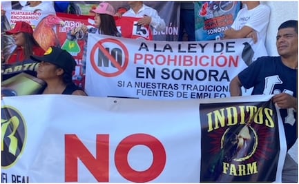 Galleros y jinetes protestan contra Ley de Protección Animal frente a Congreso de Sonora; "nos equivocamos", admiten diputados